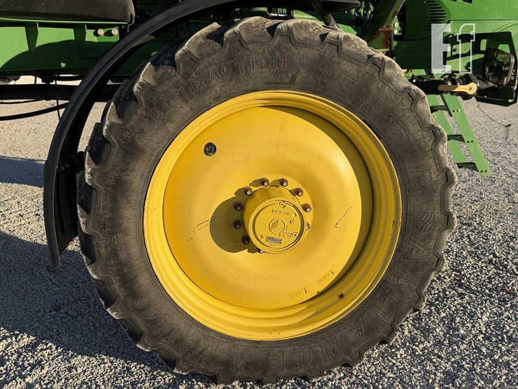 john-deere-r4038-image-9