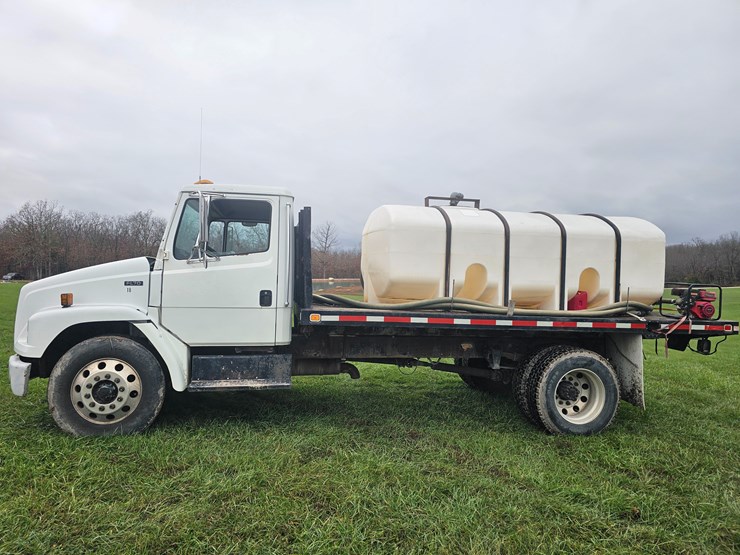 freightliner-fl60-image-6