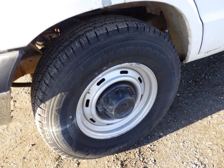 2002-dodge-ram-3500-image-13