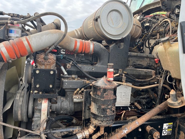 2001-kenworth-t800-image-9