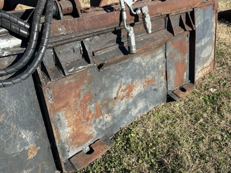 shopbuilt-hydraulic-skid-steer-grapple-bucket-image-7