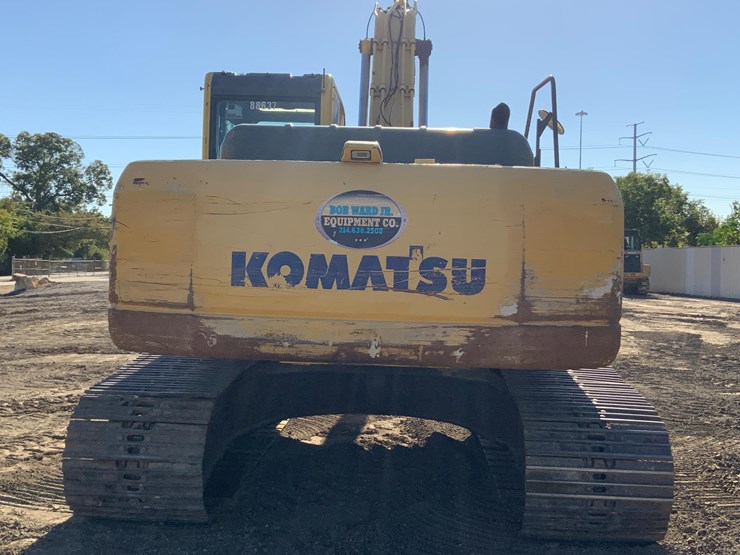 komatsu-pc220-lc-8-image-7