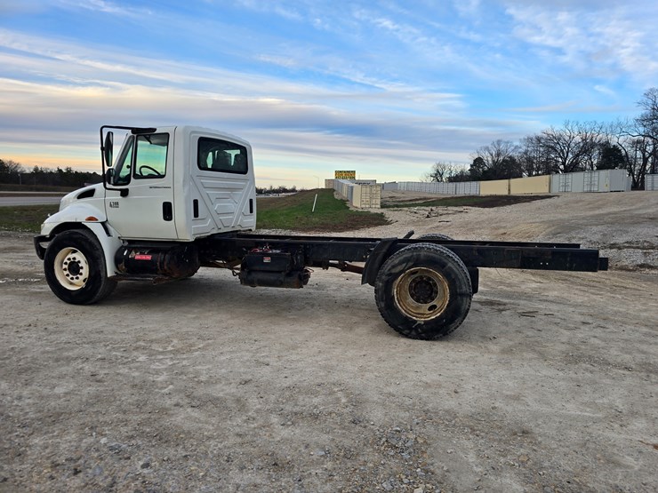 international-durastar-4300-image-6