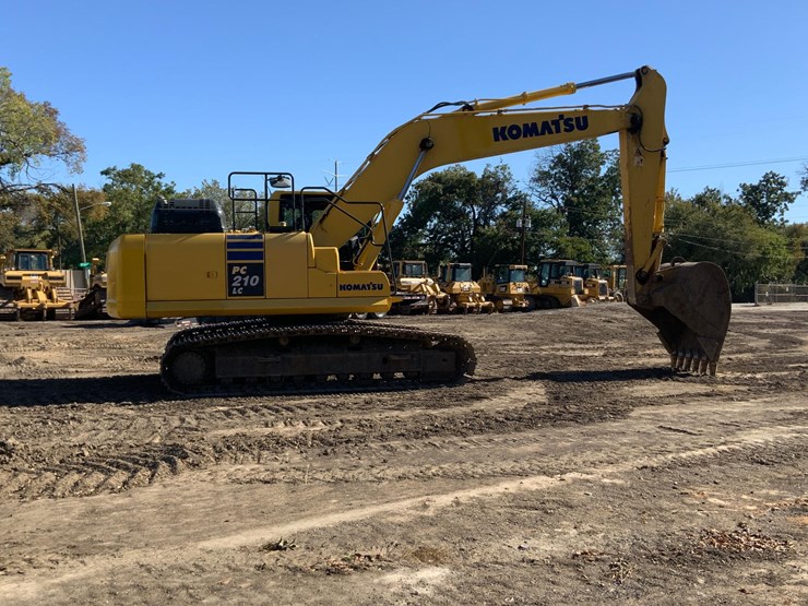 komatsu-pc210-lc-11-image-4