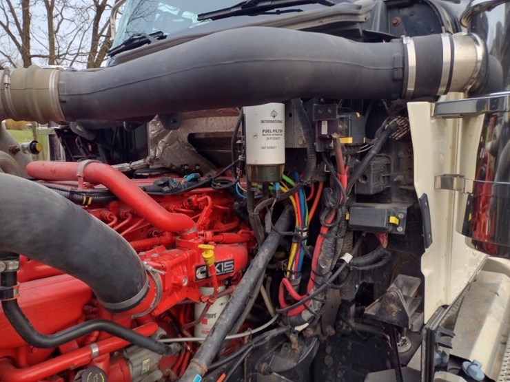 international-hx520-image-16