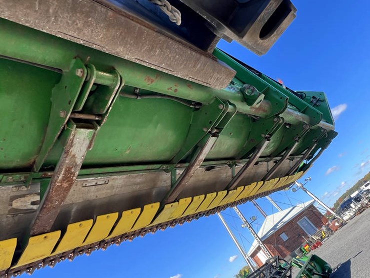 2012-john-deere-625f-image-23