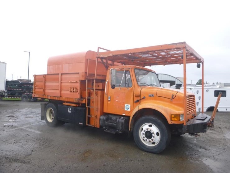 2000-international-4900-image-2