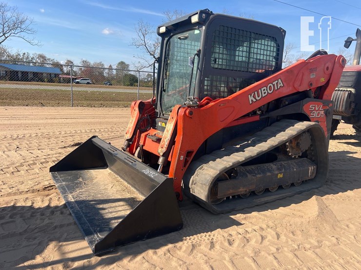 2013-kubota-svl90-2-image-7