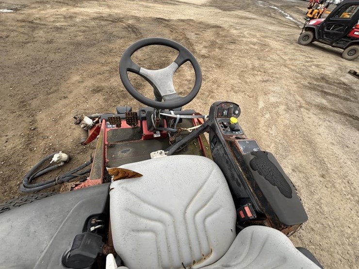 toro-groundsmaster-4500d-image-15