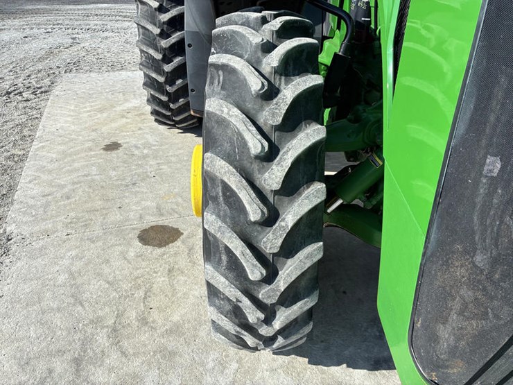 john-deere-8320r-image-51