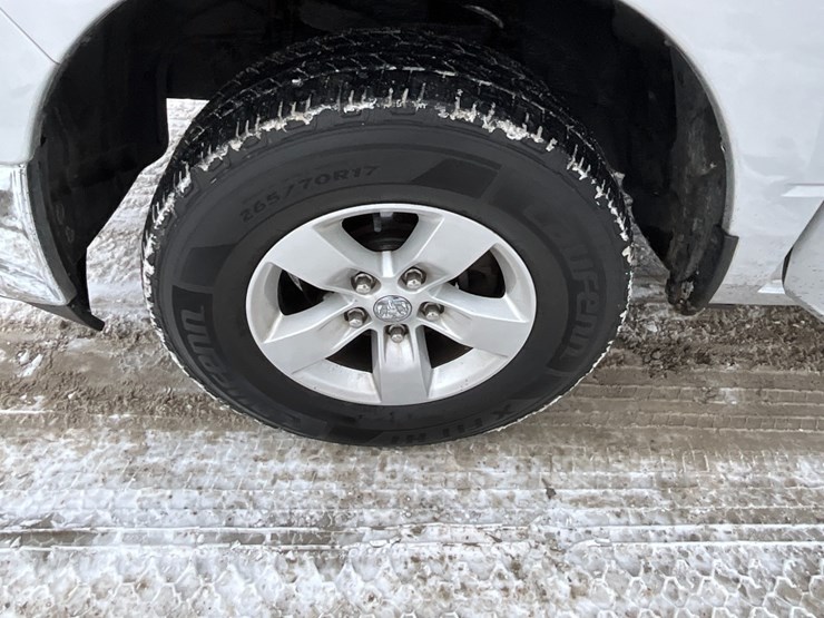 2015-dodge-1500-image-16