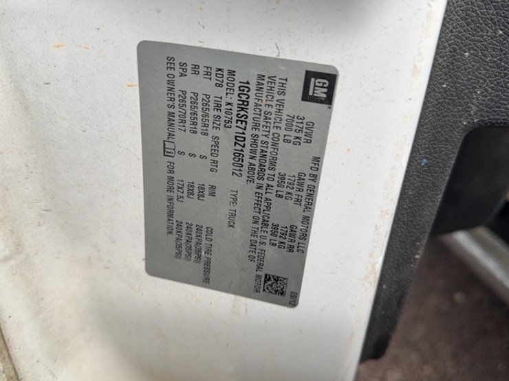 #3017-•-2013-chevy-silverado-z71-pickup-truck-image-17