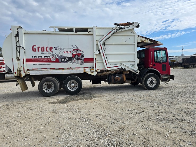 1996-mack-mr688s-image-32