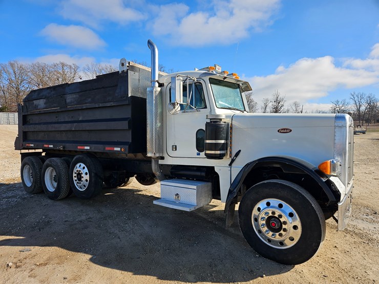 peterbilt-379-image-23