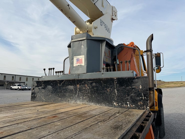 ford-lts9000-image-31