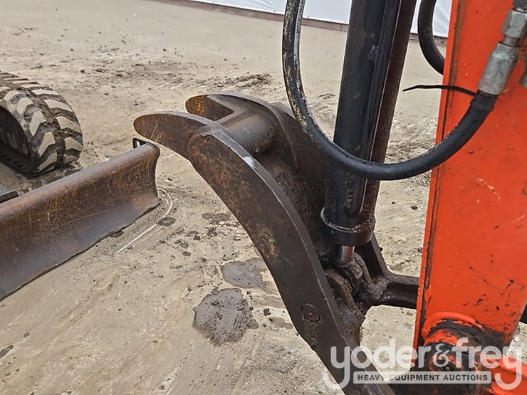 2017-kubota-u35-4-image-16