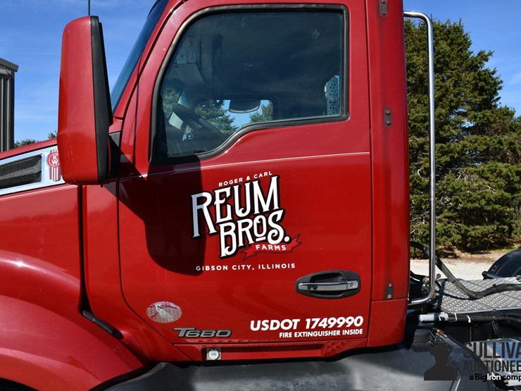 2019-kenworth-t680-image-13