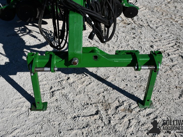 2023-john-deere-1795-image-9