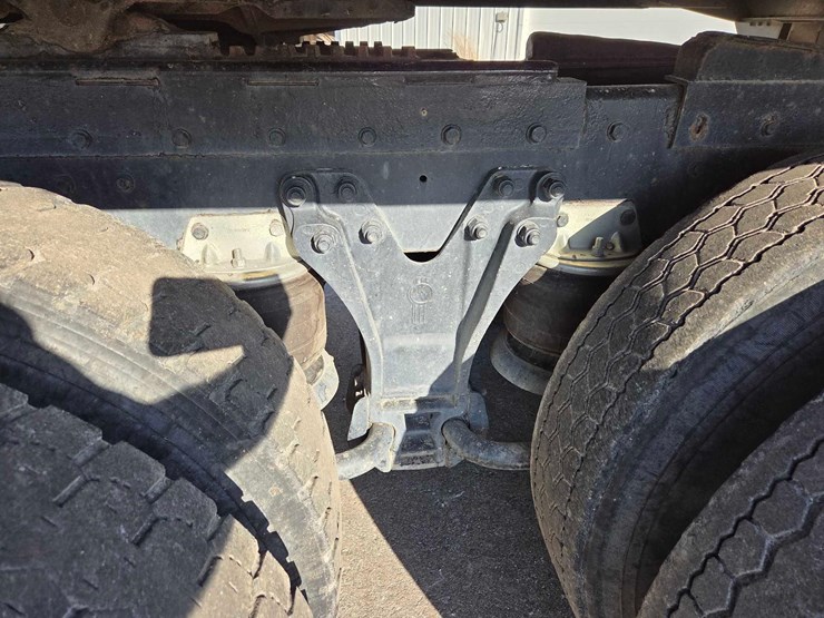 kenworth-t800-image-17