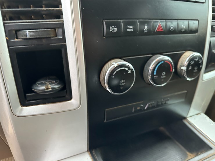 dodge-ram-2500-image-14