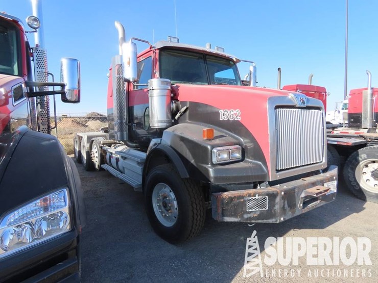 western-star-4900-image-2