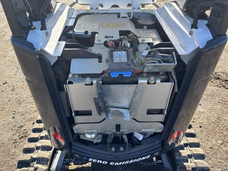 2022-bobcat-e10e-hydraulic-excavator-image-41