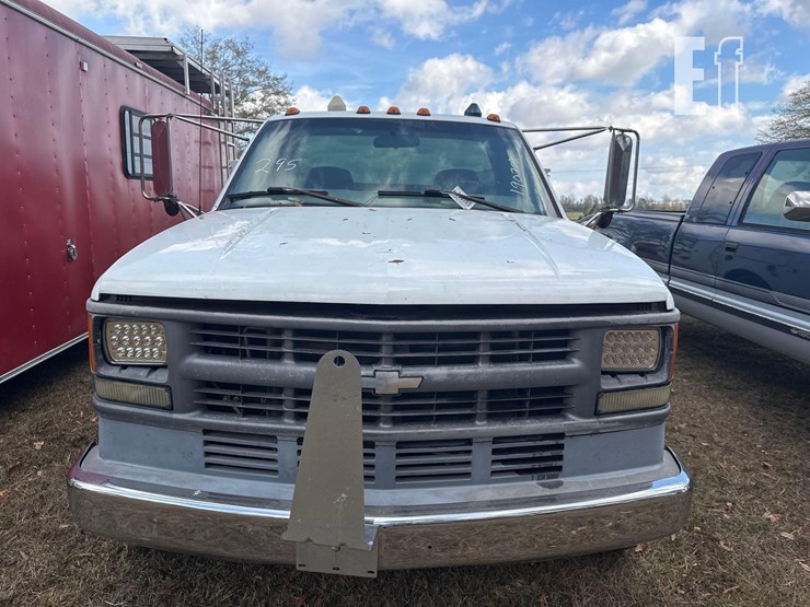 chevrolet-3500-image-6