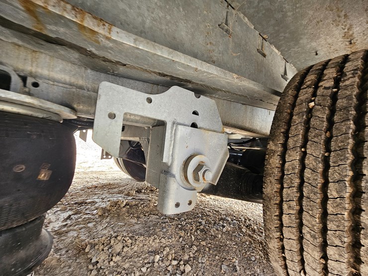 2025-landoll-440-image-46