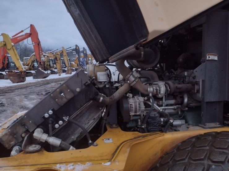 volvo-sd75b-image-28