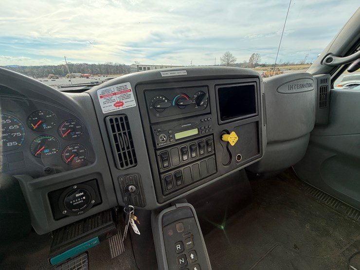 international-4400-image-21