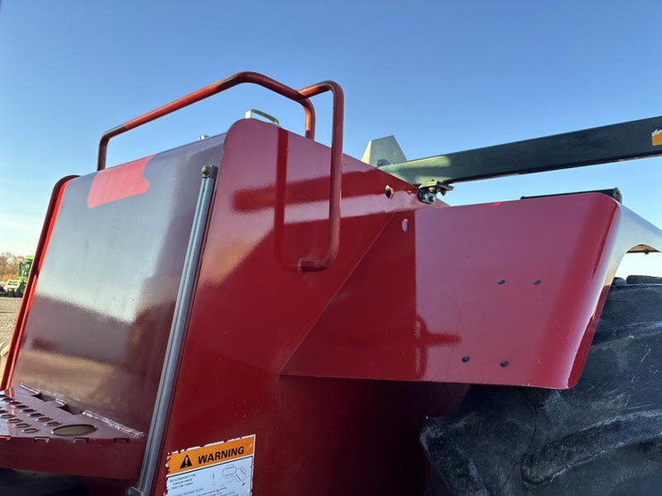 case-ih-steiger-335-image-35