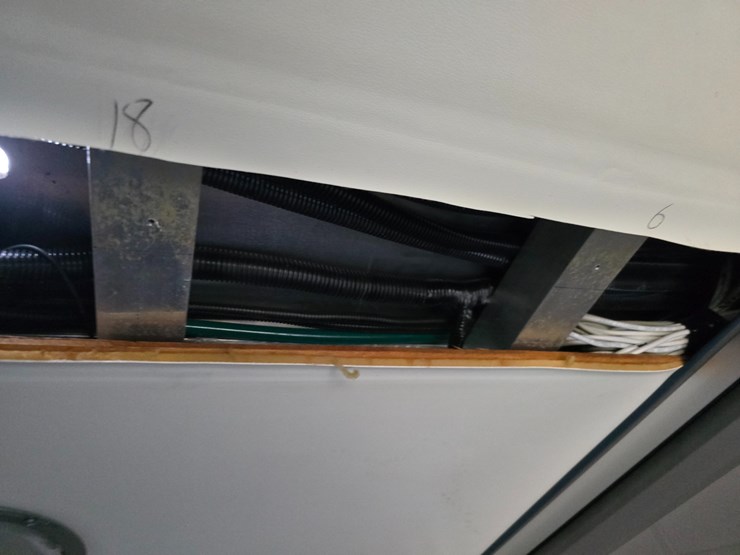 2010-ford-e450-image-56