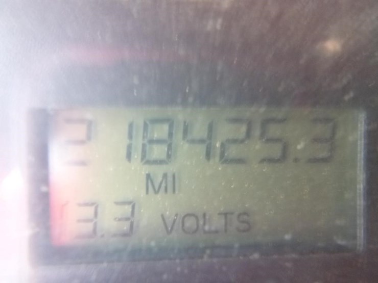 freightliner-fl70-image-22