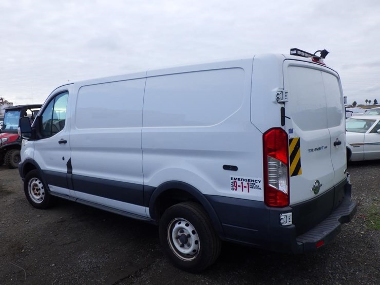 2015-ford-transit-image-4