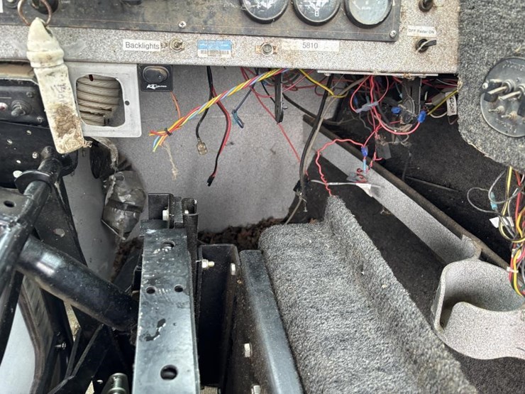 2000-unknown-trailer-image-12