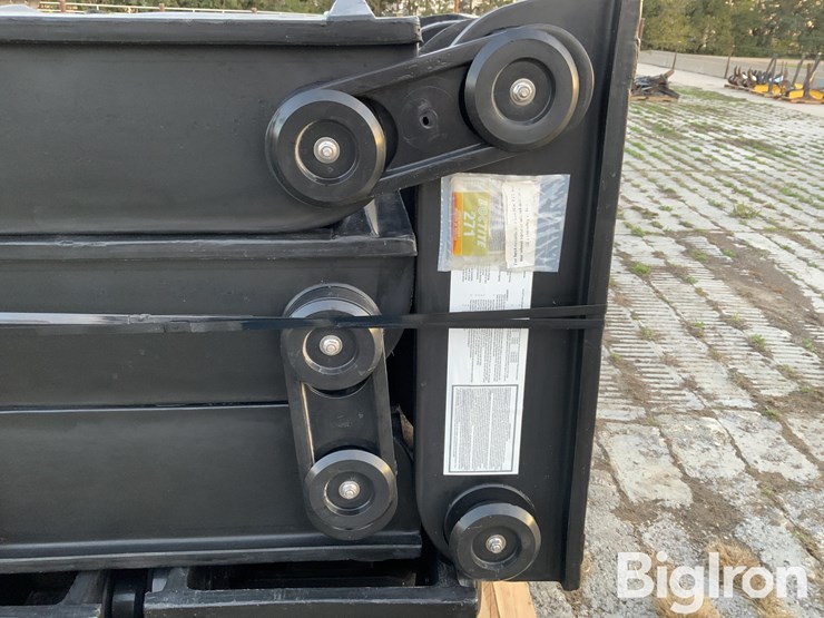 raaft-pivot-tire-tracks-image-18