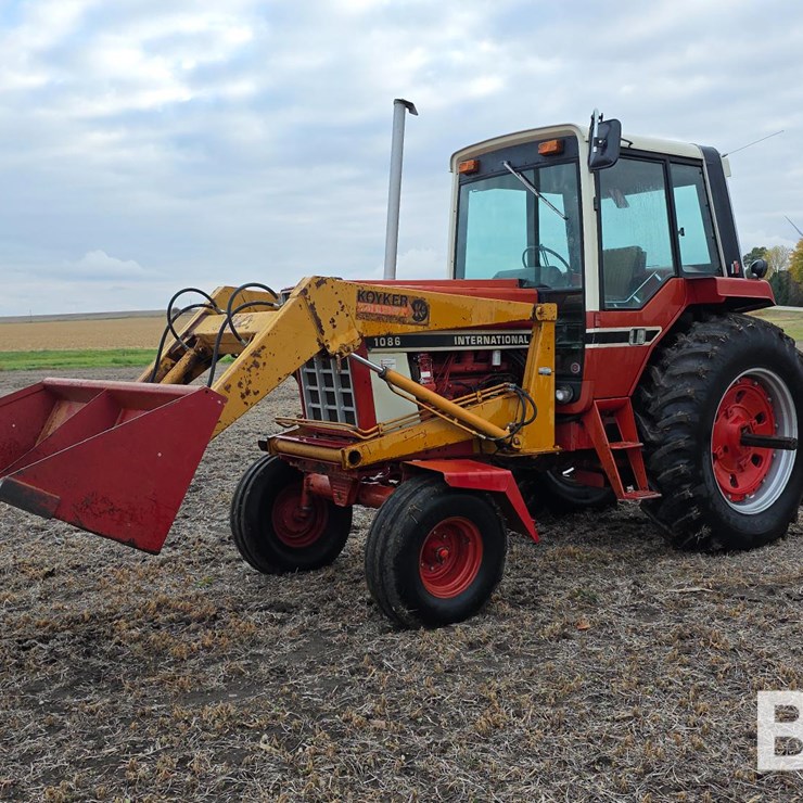 INTERNATIONAL 1086