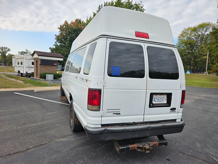 #21246-•-2007-ford-econoline-wagon-van-image-9