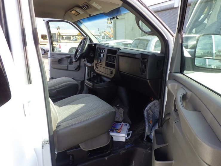 2008-chevrolet-express-1500-image-6