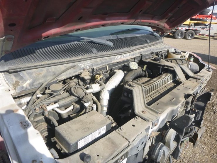 2008-ford-e450-image-11