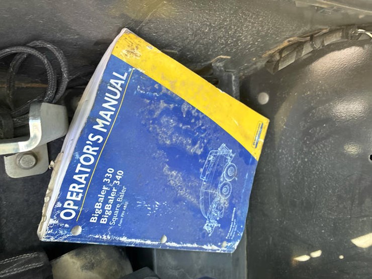 new-holland-c334-image-50