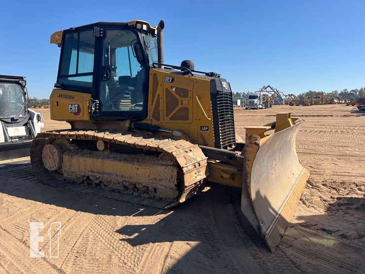 2022-caterpillar-d3-lgp-image-8