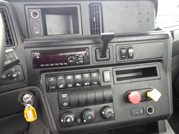 2019-international-lt-image-21