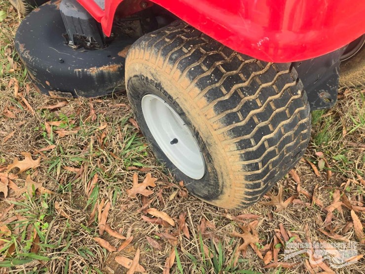 poulan-xt-riding-mower-image-8