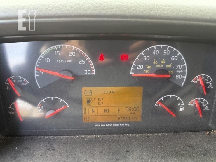 volvo-vnm64t630-image-21