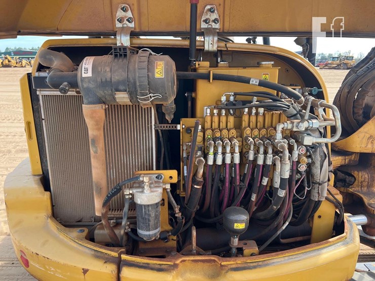 caterpillar-305e2-cr-image-29