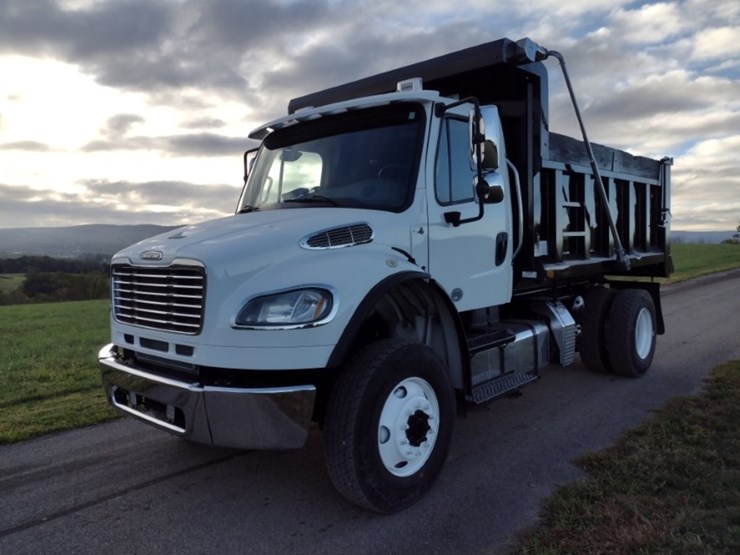 freightliner-m2-106-image-35