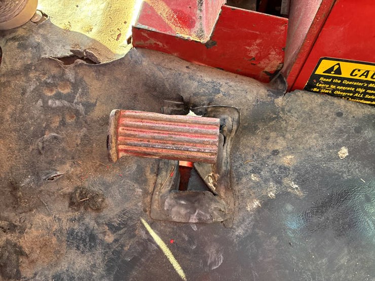 case-ih-100-image-52