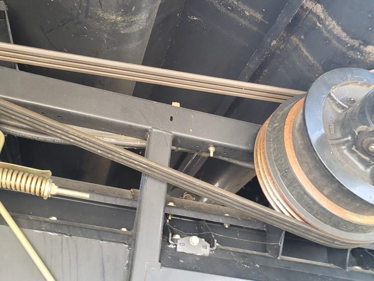 new-holland-cr9040-image-84