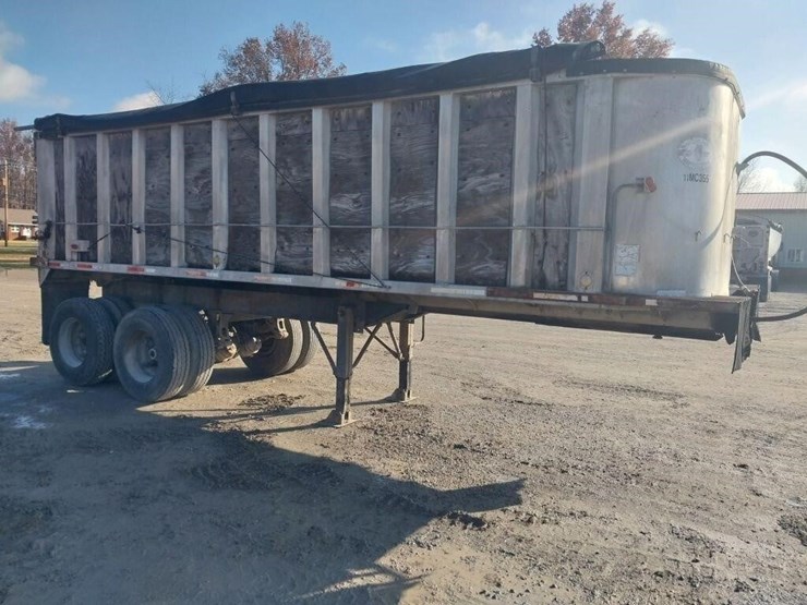 1975-raven-s-dump-image-3